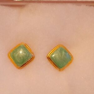 NEW SEAFOAM MIST PIERCED EARRINGS IN GOLD SETTINGS. CAN BE ANGELED OR SQUARED.
